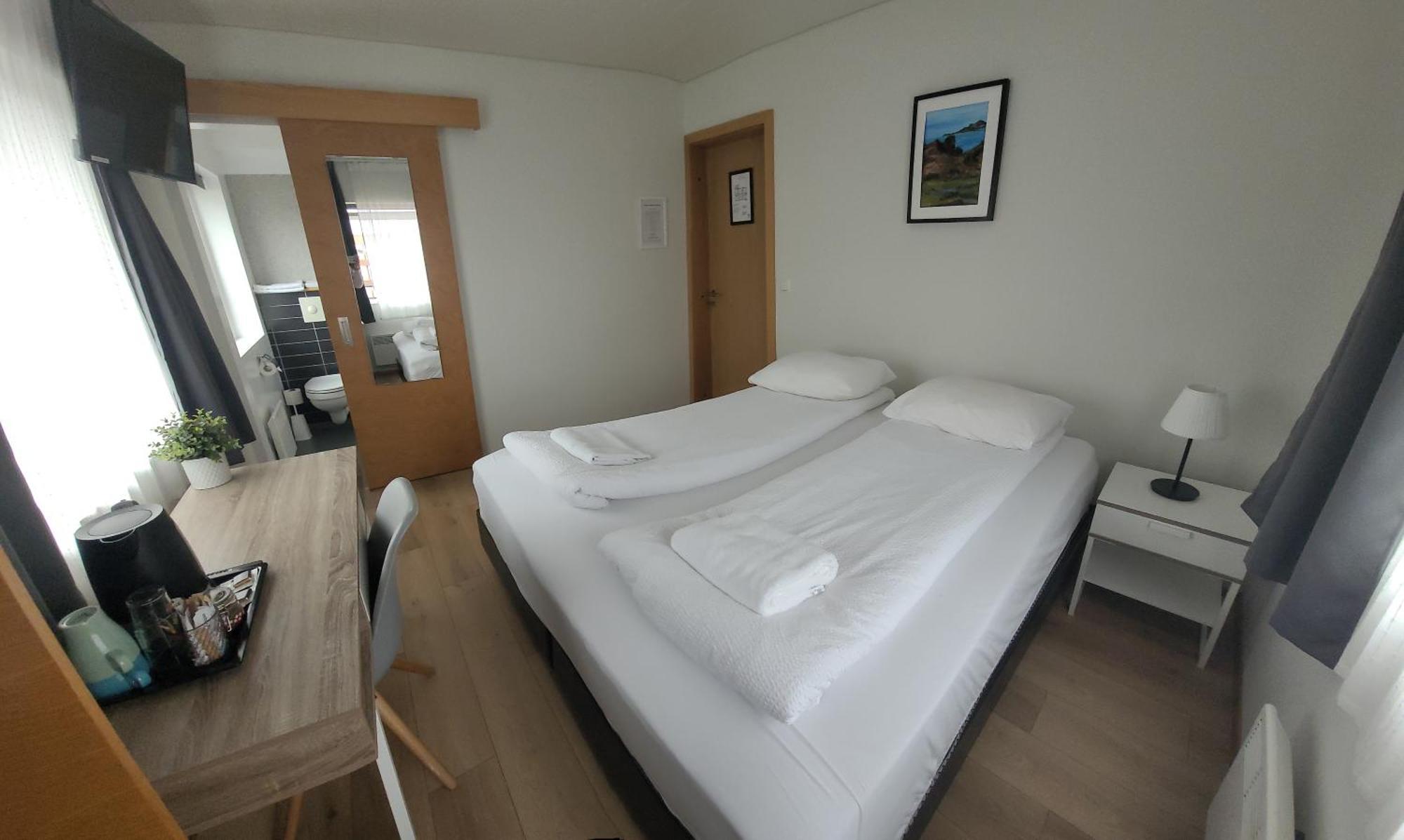 Grundarfjordur Bed And Breakfast Oda fotoğraf